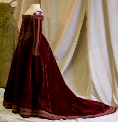 Pisa Gown, on permanent display at Museo di Palazo Reale, Pisa
